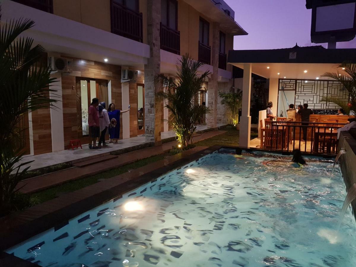 Praba Guesthouse Kuta  Exterior photo